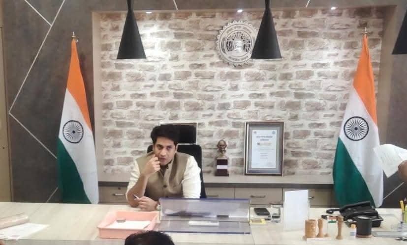 कटंगी तहसीलदार राकेश प्रजापति को कारण बताओ नोटिस जारी